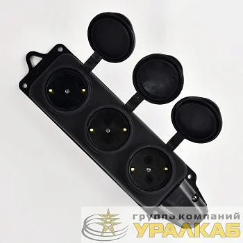 Колодка 3-м 16А IP44 2P+PE 220-240В каучук LEZARD 106-0400-0101/101