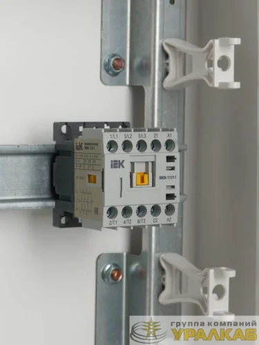 Миниконтактор МКИ-11211 12А 230В/АС3 1Н3 KARAT IEK KMM11-012-230-01 детальная картинка