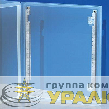 Комплект рейки двер. вертик. для шкафов CE 700 DKC R5S70