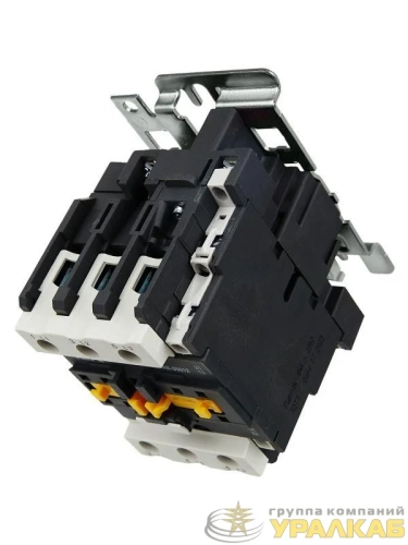 Контактор КМИ-35012 50А 230В/АС3 1НО 1НЗ IEK KKM31-050-230-11 детальная картинка