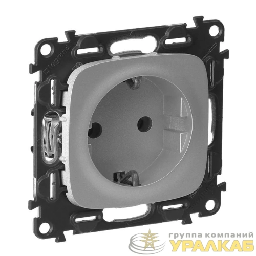 Розетка 1-м СП Valena Allure 16А IP2X 250В 2P+E безвинтов. клеммы с лицев. панелью механизм алюм. Leg 