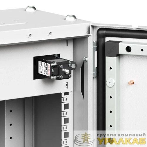 Держатель концевого выключателя R5MC для шкафов CE DKC 