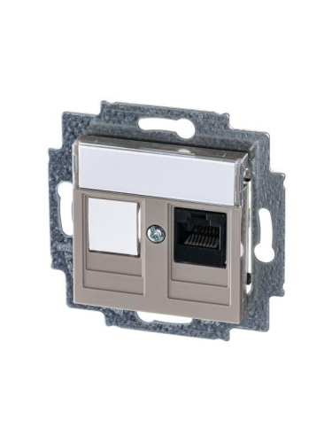 Розетка компьютерная Levit RJ45 кат.5E с заглушкой кофе макиато ABB 2CHH295117A6018 детальная картинка