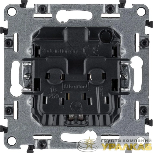 Розетка 1-м СП Valena Allure 16А IP2X 250В 2P+E безвинтов. клеммы с лицев. панелью механизм алюм. Leg 