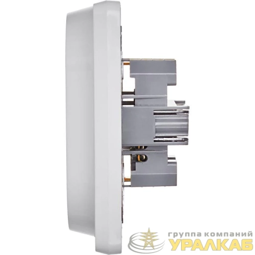 Розетка Inspiria 16А 250В 2х2P+E немецк. стандарт бел. IEK 