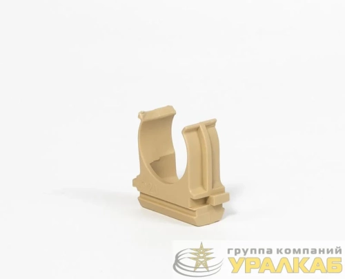 Держатель для труб (клипса) d20мм свет. дерево Урал Пак АТ-80120-010 детальная картинка